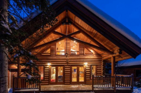 GrizzPaw Lodge